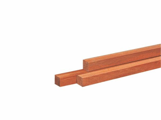AZ Hardhouten paal fijnbezaagd, gepunt 4 x 4 x 200 cm.